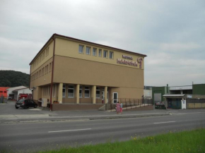 Гостиница Motel Madona, Банска-Бистрица